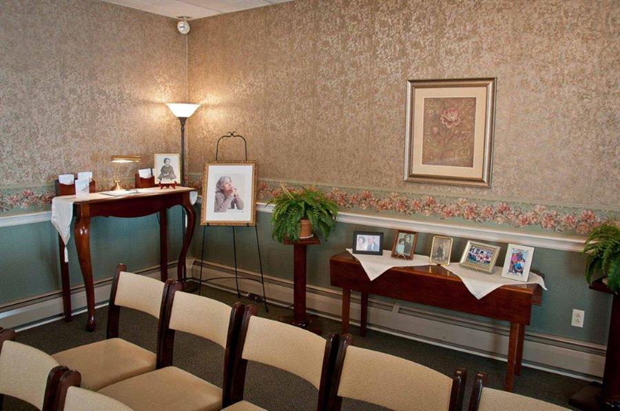 LabsLR19.jpg Funeral Home Photos Photo